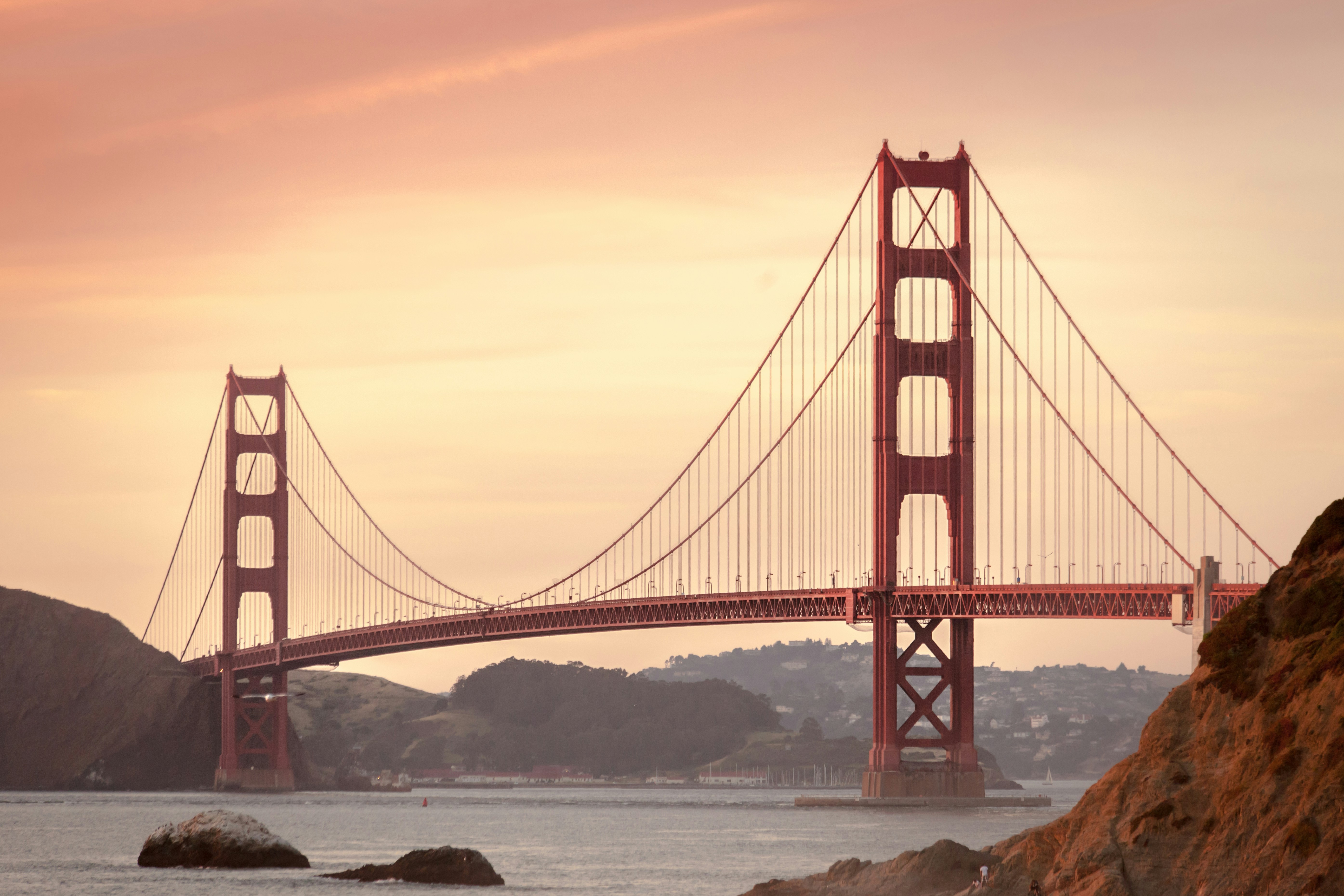 Image of the San Francisco Golden Gate Bridge representing Bridges to Understanding Family Therapy Services
